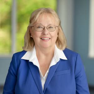 Dr. Annette Stemhagen Headshot